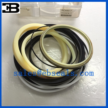 Komatsu PC450-7 Arm Cylinder Seal Kit